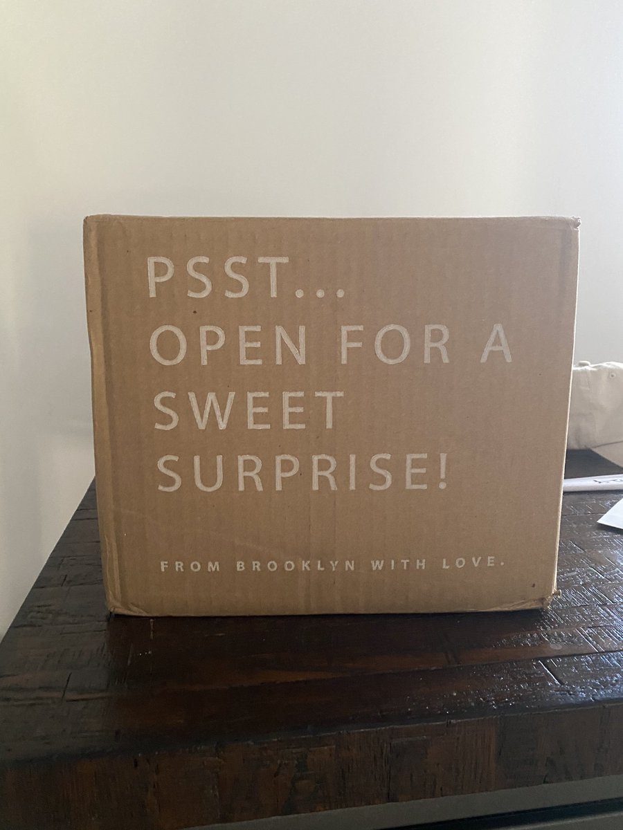 <a href="/fameschocolates/">Fames Chocolates</a> sending me PMS cures 🙌🏼🙌🏼🙌🏼 thank you guys!!!!! This chocolate looks insane I cannnnot wait to inhale it