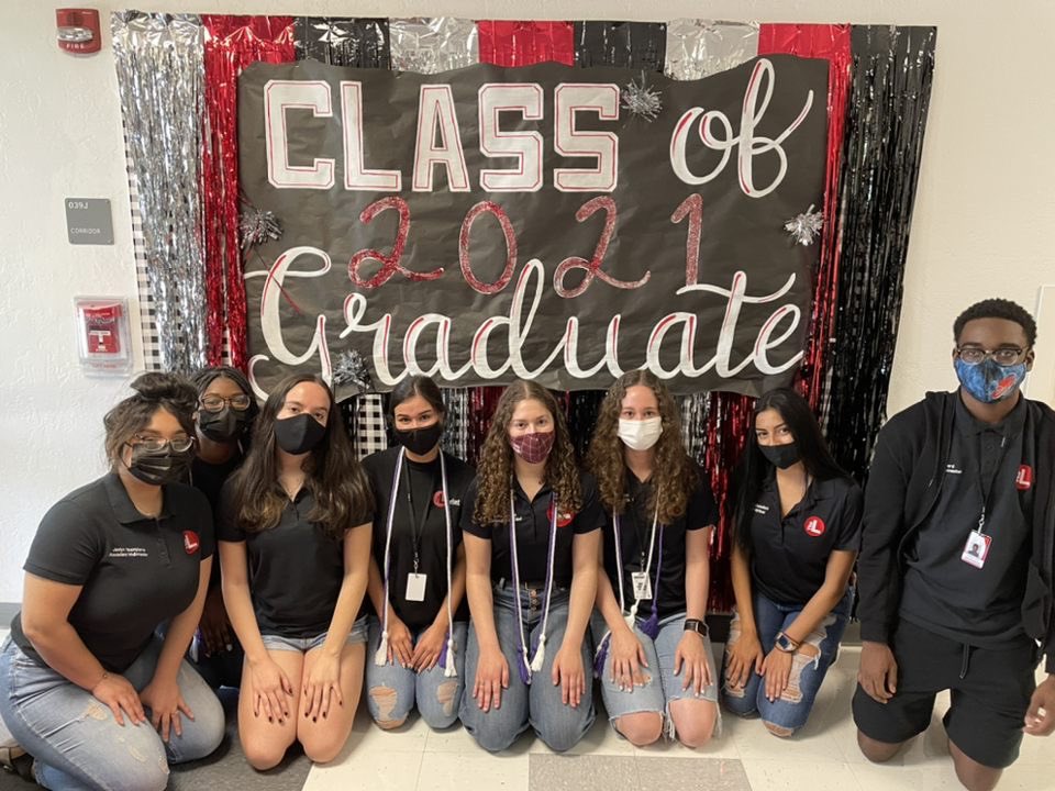 The Lariat tweet media