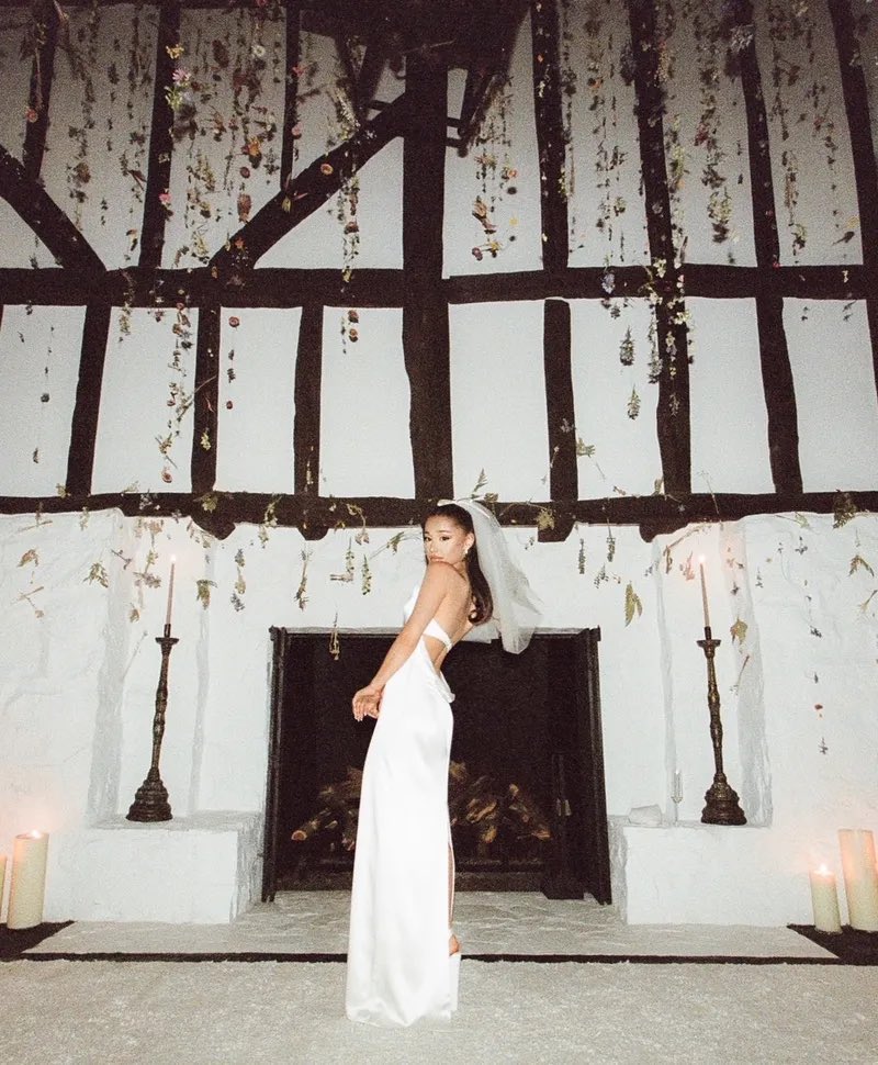 h3gkmo's tweet photo. a FAIRYTALE https://t.co/w6ktHFkRtN