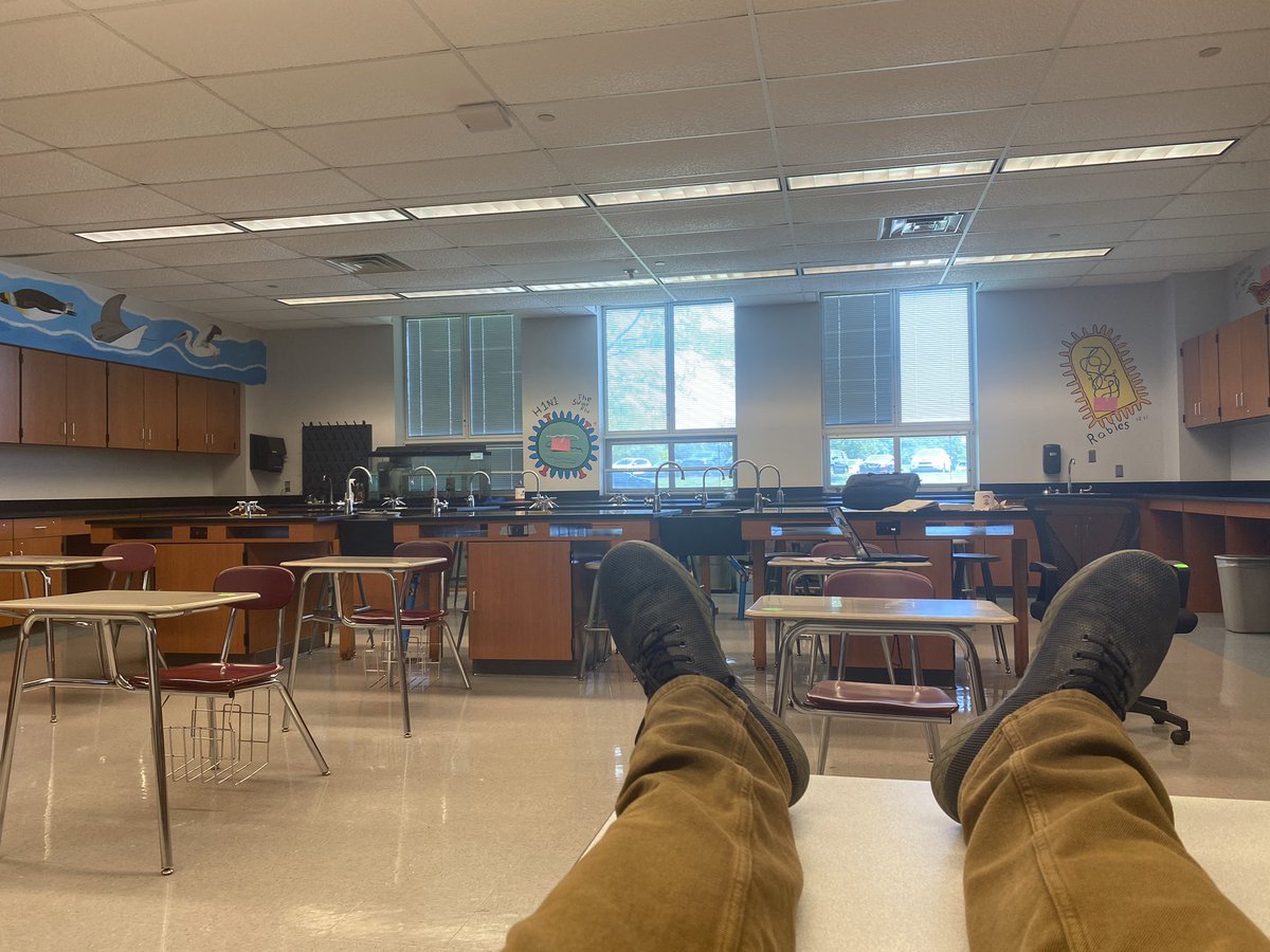 MrReese_GAHS's tweet photo. Well, Bio-folks...with the end of our pandemic school year upon us now seems like as good a time to reflect as any. Hopefully this will be a once in a lifetime experience for us all. Be safe, see you next year, and #makegooddecisions #warriorway #GASD https://t.co/pmYmmfl35r