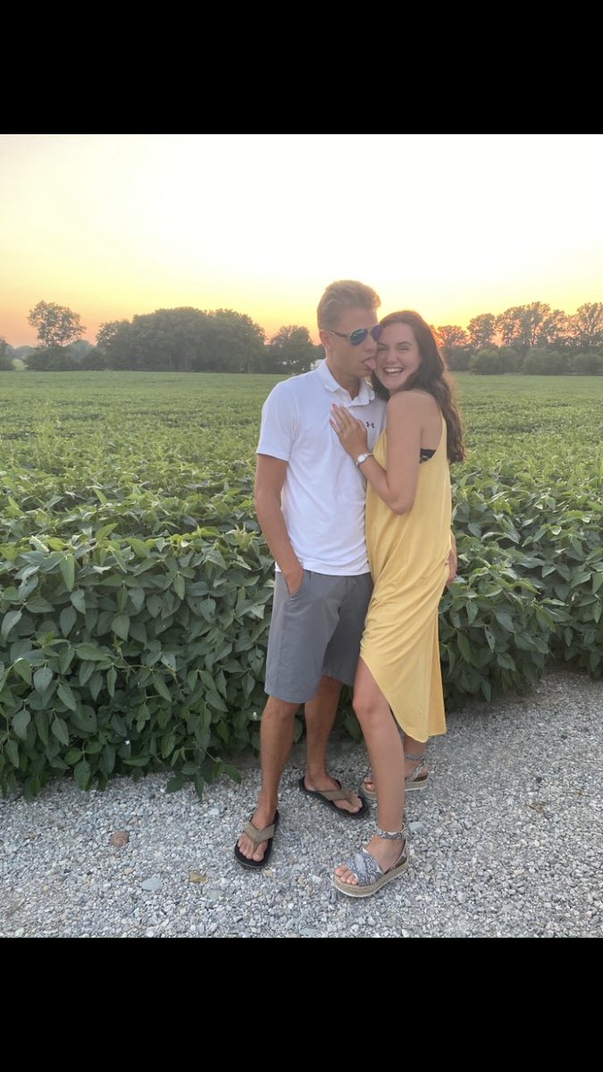 TannerRaatz's tweet photo. Happy birthday to my lovely girlfriend  <3
Thank you for dealing with my dumbass :D
 @bekastroop_ https://t.co/5QK7GHTfTK