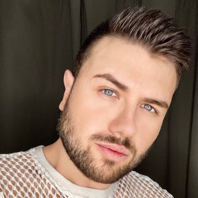 JonathanBroniek's tweet photo. #NouvellePhotoDeProfil https://t.co/tQMqWQpSQb