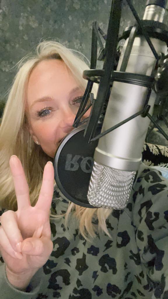 EmmaBunton's tweet photo. I’ve been recording the audio version of ‘Mama You Got This’ today! Reading the book aloud had me in tears again (happy tears!) I’m so proud of it.😭💞

⭐️You can pre-order the audio version here: https://t.co/tnxcM3XyVl

#mamayougotthis #mygt #audiobook https://t.co/jWJL9v6MkZ