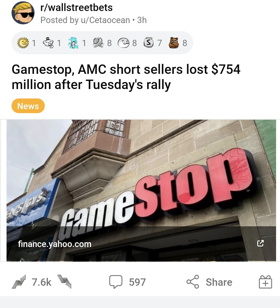 TradesReddit's tweet photo. GameStop and AMC #GME #AMCARMY #AMC https://t.co/6gPnt5qP53