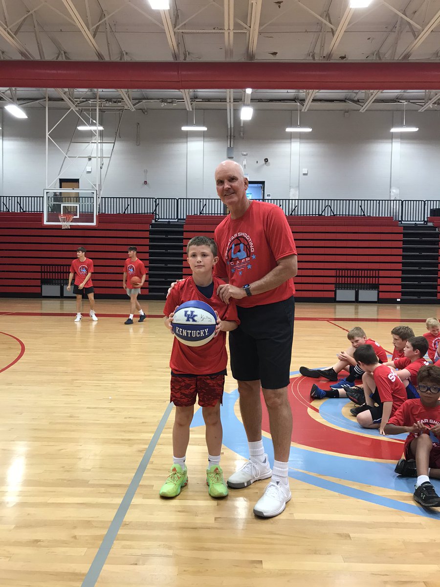 Hot Shot Winner — Korbin Price (5th Grade) @ 5 Star Shooting Camp.  Impressive 31 points in 45 seconds.