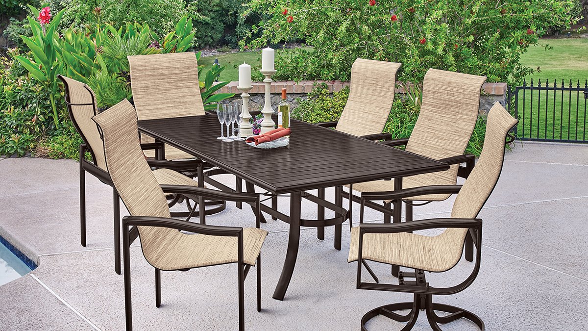 Sun’s out. Backyard’s in bloom. Bring on the garden party. #winstonfurniture #outdoordesign #patiofurniture