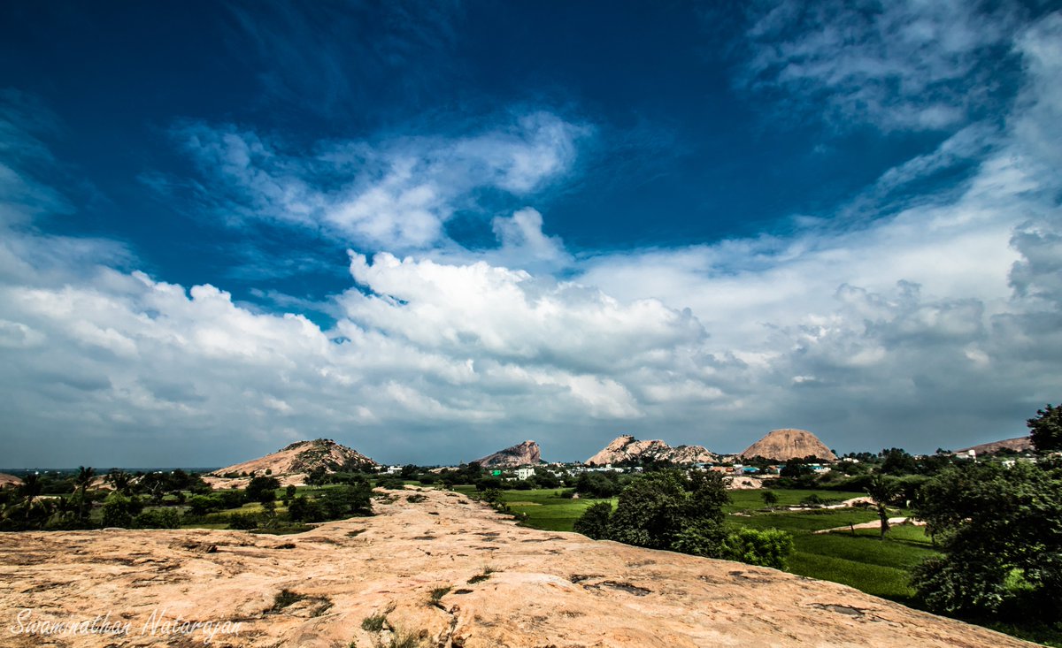 swamin400's tweet photo. A Path to Pure #Bliss : The #Ancient Narthamalai #Hill
#IncredibleIndia @incredibleindia @twttdc @indiatourism_ch
#DekhoApnaDesh #Travel #Photography #Nature #Landscape #Heritage #indiainframes #Monument #Art #Clouds #Ancient #Lines #sky #Composition #Colours #Art #Blue https://t.co/DJ5AEDYqjB