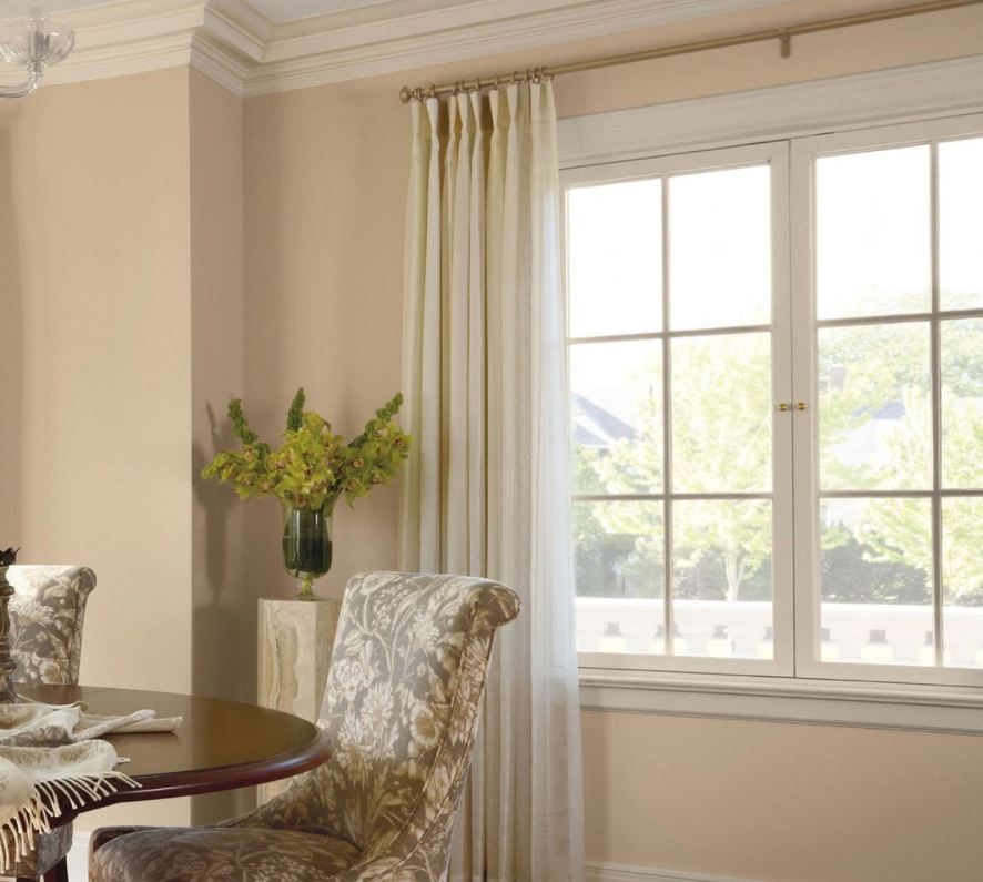 twwindowanddoor's tweet image. #WindowTips: While windows can give your home’s exterior a sense of scale and visual identity, they should also suit your room’s function. Consider the orientation of your home to the sun and wind to determine the ideal placements. Our experts can also help!