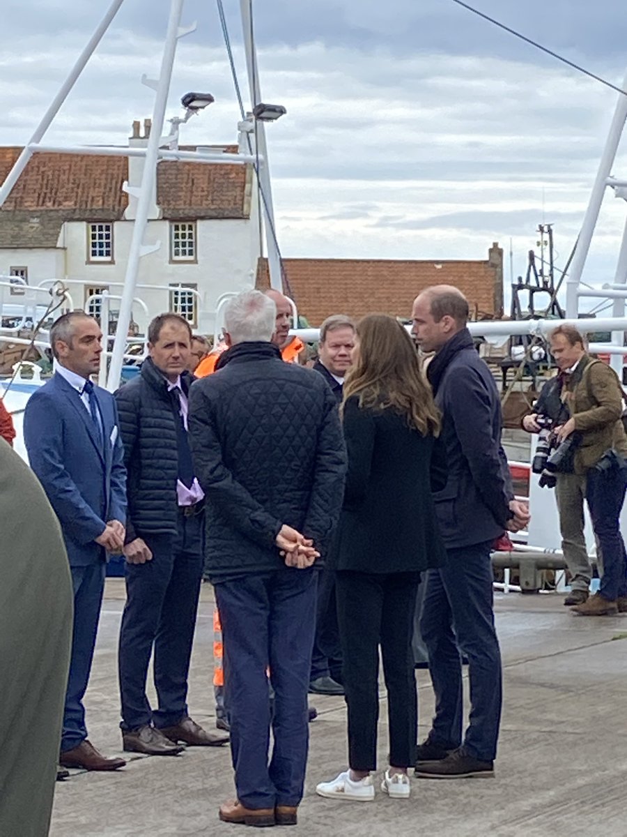 carole_brunton's tweet photo. Excitement in Pittenweem today with a visit by William & Kate @EastNeukofFife #pittenweem #Royals #helloWilliam https://t.co/lkQytldWk8