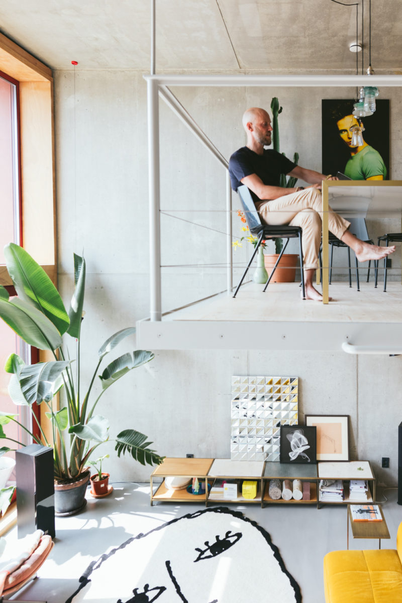 Friends of Friends tweet media