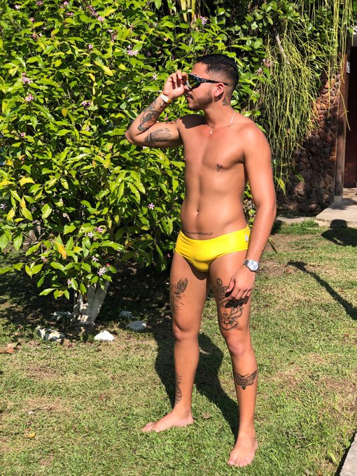 2 pic. ✨🔥☀️ https://t.co/30axjA71A0
