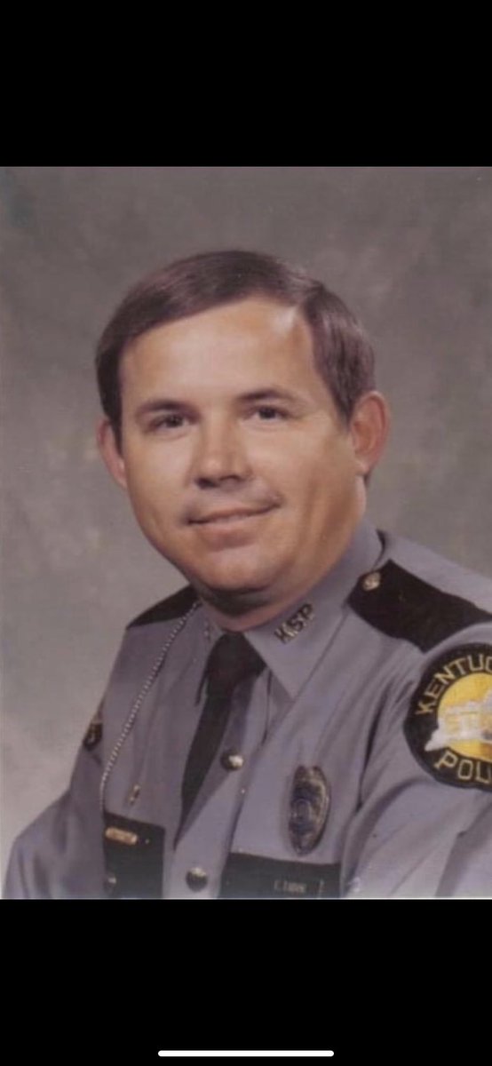 lisa_shipley001's tweet image. KSP honored one of their own yesterday.  Loved meeting the troopers that worked with my dad and hearing the stories.  Rest In Peace KSP 681.  ❤️👮‍♀️@kystatepolice #ThinBlueLine