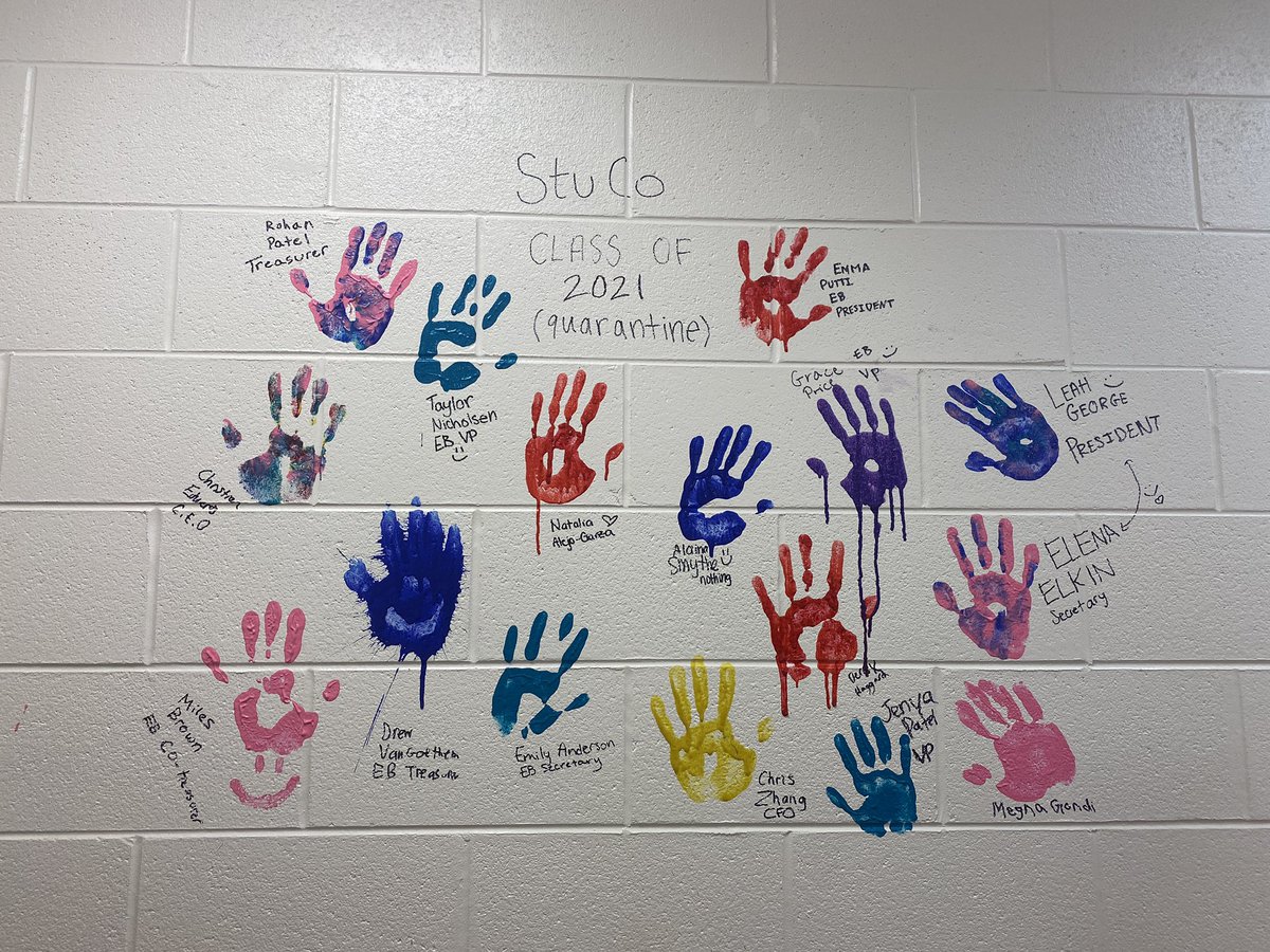 NoviStuCo2021's tweet photo. Seniors we did it. Our last day at Novi. We continued the tradition of Stuco seniors leaving their handprints. We had the best time serving as your council. We are forever grateful for the countless memories made together. Co'21 signing off, Novi Stuco love y'all❤️make us proud https://t.co/1LPUyjJTyP