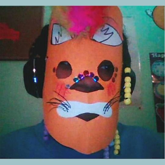 picasso_philly's tweet image. Love these character masks made by Newlin Fell students for their #PicassoProject with Ms. O’Malley and visiting artist Lynn Denton. Bringing vibrancy to online learning to life through the arts! #phled #artsed