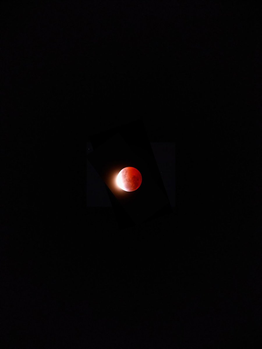 noahsarc10's tweet photo. Red Blood Lunar Eclipse May 26 2021
Location: Borongan City
#Canon https://t.co/xoExwhCyOb