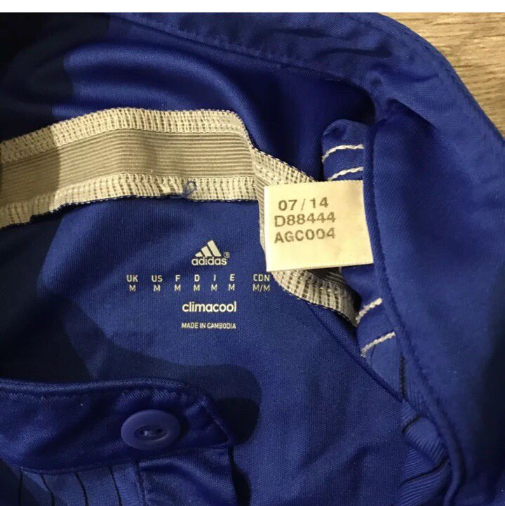 Fballshirtman's tweet photo. Schalke 2015/16 Home Shirt With Howedes 4 On The Back.

Size Medium

Condition 9/10

£28

#footballshirt #football #schalke #howedes #bundesliga https://t.co/dc3bbKGKjh
