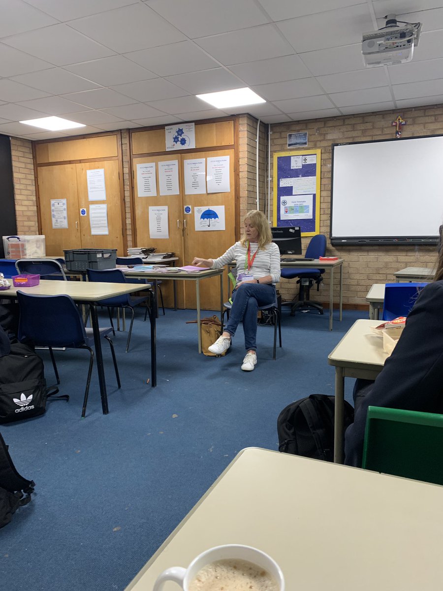 ChaplaincySM's tweet photo. A big thank you today to Lynn from @Ashgate_Hospice for coming in today to talk to our Y10s about the great work they do at Ashgate Hospice! The hospice is the charity we will be fundraising for with this years sponsored walk! https://t.co/wQE51HPiGJ