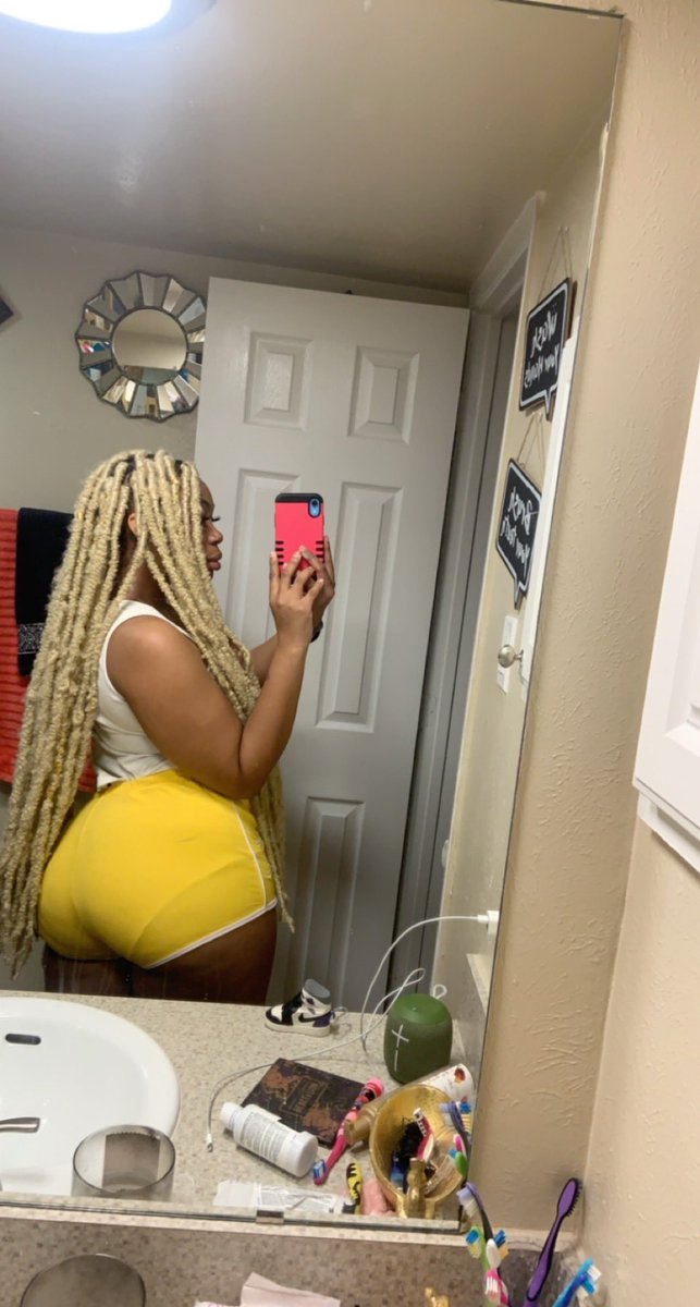 CinderellaOfdtx's tweet image. Old to me New to you (turn around rq)😵‍💫