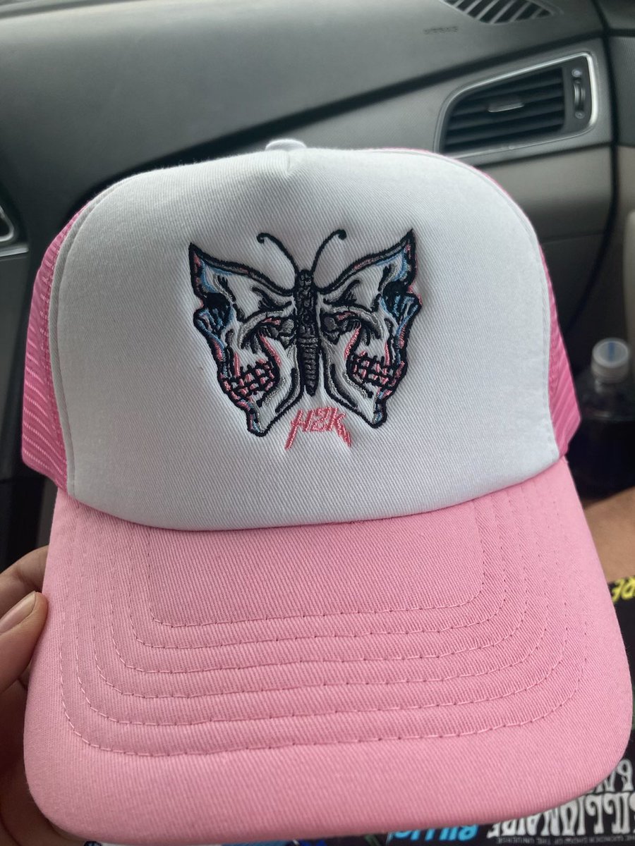 TemptimeTV1's tweet photo. New @Hard2Killtm TRUCKER HATS just hit the streets . Come get your Merch first come first serve. https://t.co/kgmVfFwI9F