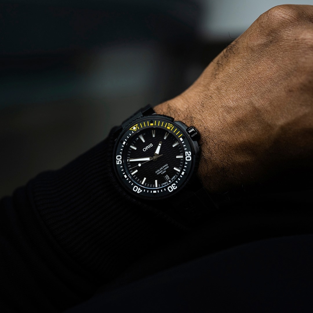 calgaryjewelery's tweet photo. The Oris Aquis Pro Date is a watch that’s born mission-ready.
#calgaryjewellery #oris #aquis #prodate #watchesandwonders #diver #timepiece #watch #watchaddict #watchcollectors #watchanish #redbaryyc #calgary #fashion #yyc #17thave #lifestyle https://t.co/esFWwajZHG