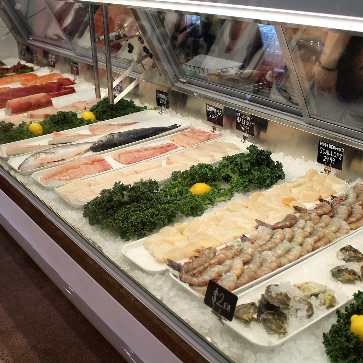 RealCosUSA's tweet image. Talk about a seafood game changer. Our client, @chula_seafood has made a big splash in Arizona. Follow them to learn more about their fresh catches and colorful poke bowls. We will be updating you soon on their NEW LOCATIONS! #ClientVibes #RealCompanies #Chula #Seafood