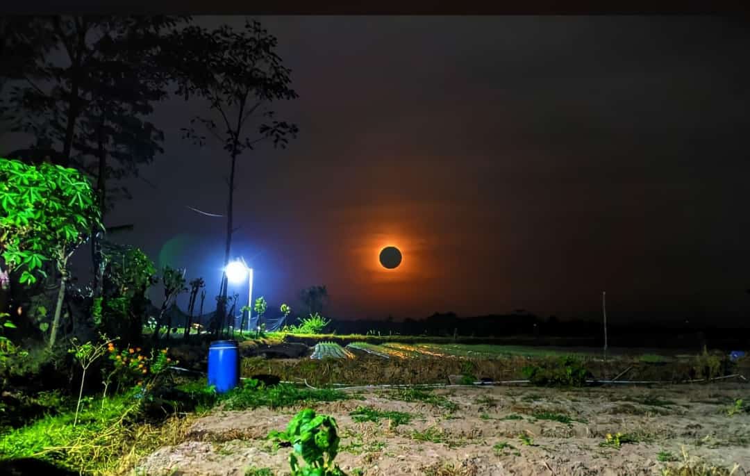 Lunar Eclipse~

#gerhanabulan #supermoon #GerhanaBulanTotal #gerhanabulan2021 #GerhanaBulanTotal2021 #LunarEclipse #LunarEclipse2021