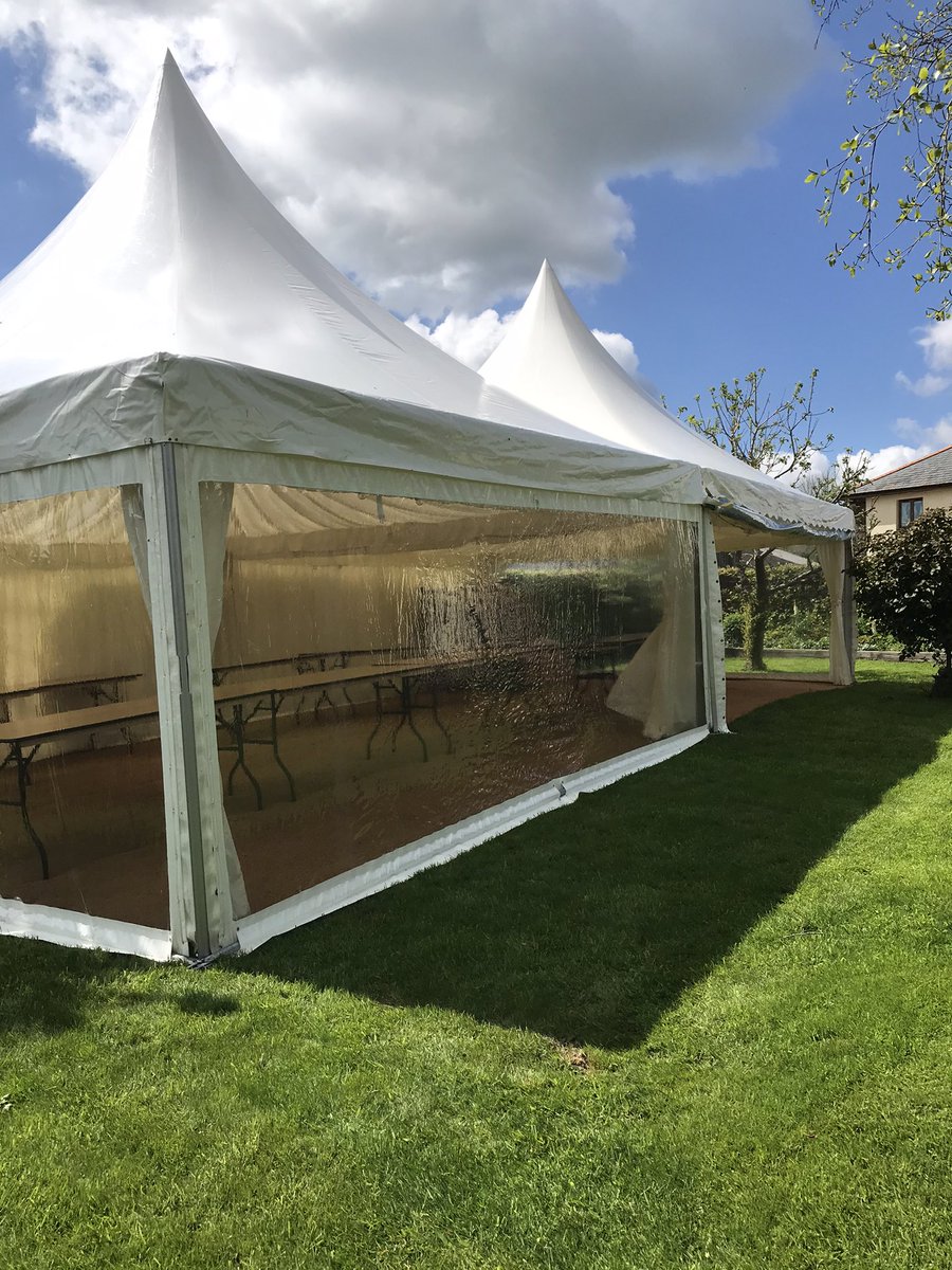mattabbas1's tweet photo. Another cheeky 30 person wedding marquee in a clients back garden good to be back make clients happy #chinesehats #sails #sunshine #lookingsmart @AbbasMarquees1 https://t.co/mt52Ax4e5O