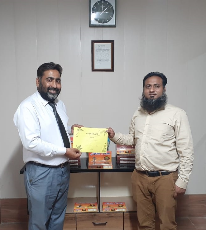 uniondates's tweet photo. Certificate Distribution Ceremony on completion of Awareness Session on HACCP - Held at GNS PAKISTAN Dates Factory https://t.co/k5ngDQkJVG