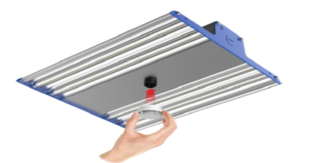 Switch_Lighting's tweet image. 3/5 Linear High Bays are gaining in popularity, as they have a sleek aesthetic and can be used in places where traditional lighting wouldn't mesh with the design. A simple Plug &amp;amp; Play sensor can be programmed for varying levels of "ON" time. #LEDLight #LEDHighBay #LEDControls