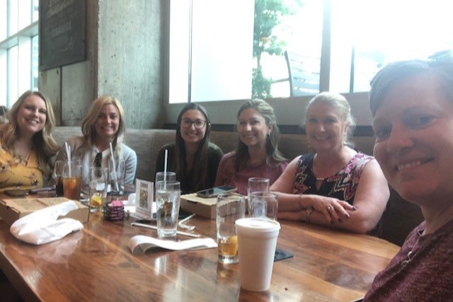 CREWSTL's tweet photo. We are all smiles to get out and connect with our #CREWStLouis friends at the #DineArounds!
Keep your eyes on https://t.co/zQpxXjsjQ2 for more opportunities to network with #CREWstl https://t.co/otOkgsFGUY