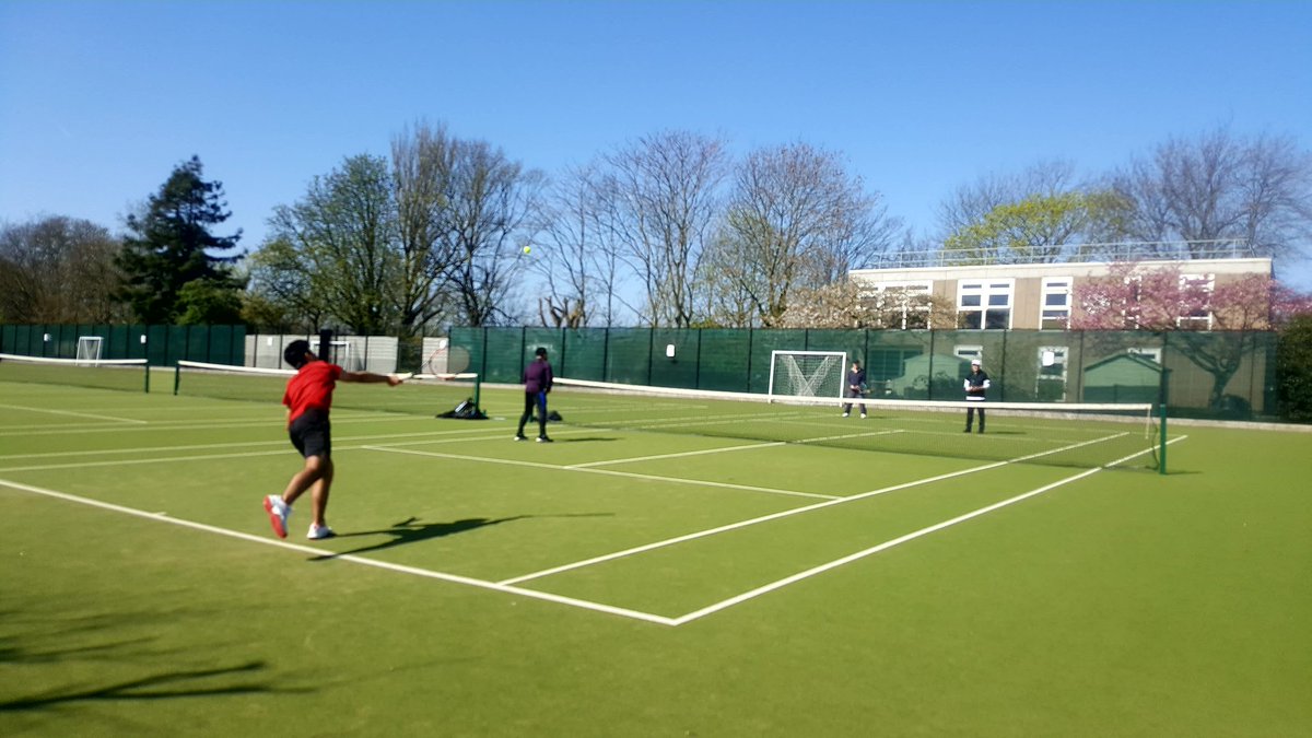 At last!  Weather forecast shows a spell of at least 10 days of sunshine tennis playing ahead.  Catch our Month of Sundays offer for just £10 and join us soon  clubspark.lta.org.uk/ThamesideTenni… #Putney #Fulham #Mortlake #EastSheen #Richmond