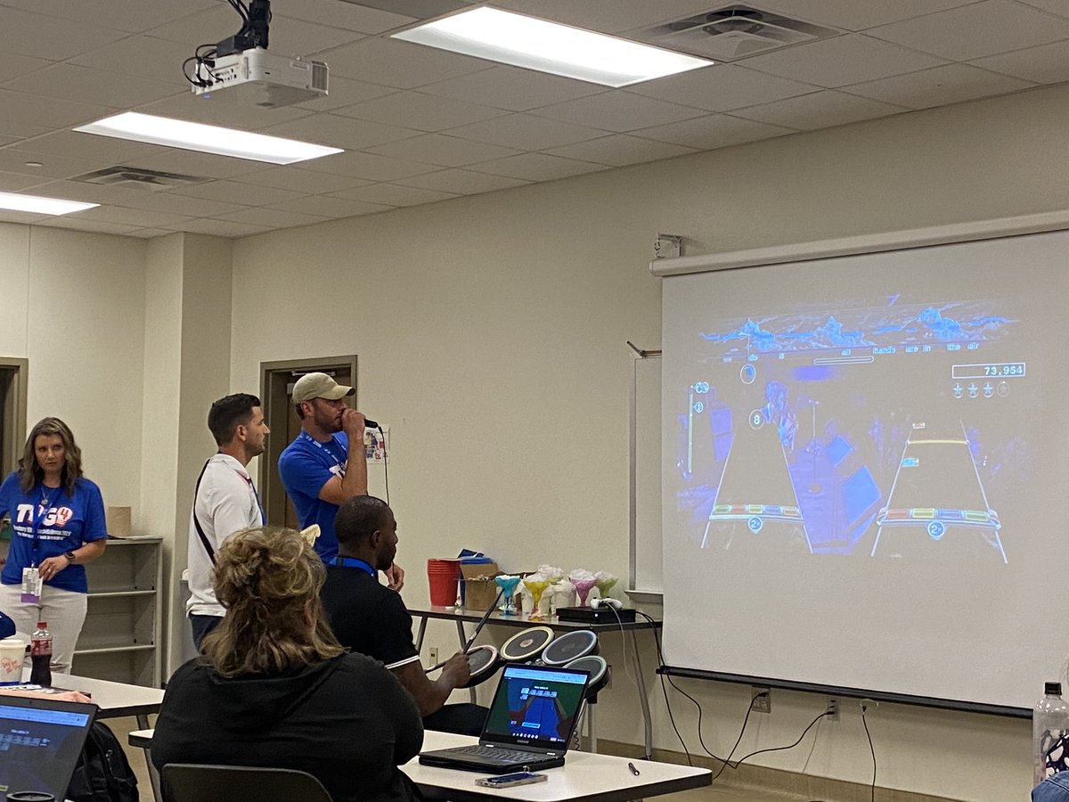 Caitlan Leblo tweet media