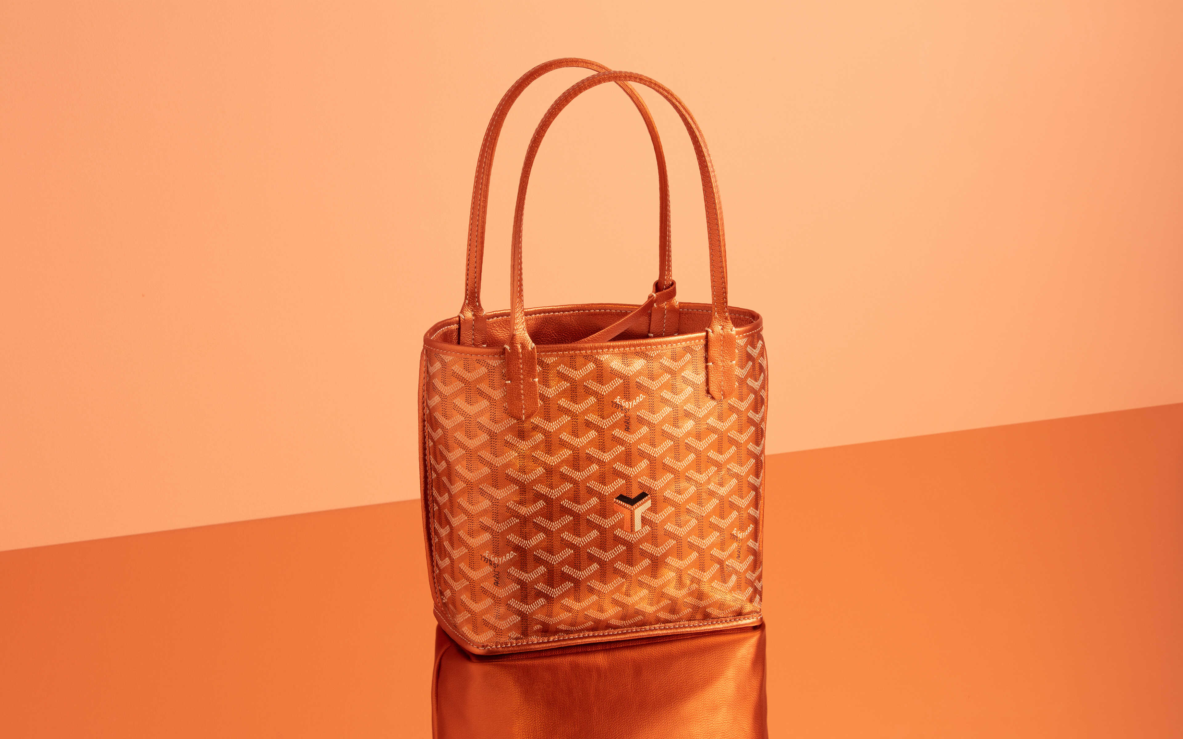 GoyardOfficial on X: THE GOYARD PRECIOUS METAL SPECIAL EDITION PRECIOUS  METAL #2: GOYARD PINK GOLD #goyard #sogoyard #timelessstyle  #timelesscraftsmanship #treasuredgoyardine #goyardinebounty #totetemptation  #classicswithatwist #goyardpinkgold