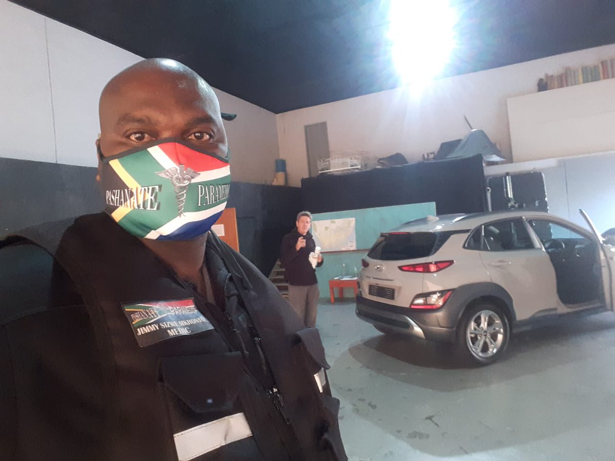 "Passionate about what we do"
No shoot to big or to small!
#servewithpassion 
Contact us now to arrange a booking
073 744 5385 / 073 994 4310
pashanateparamedics.co.za