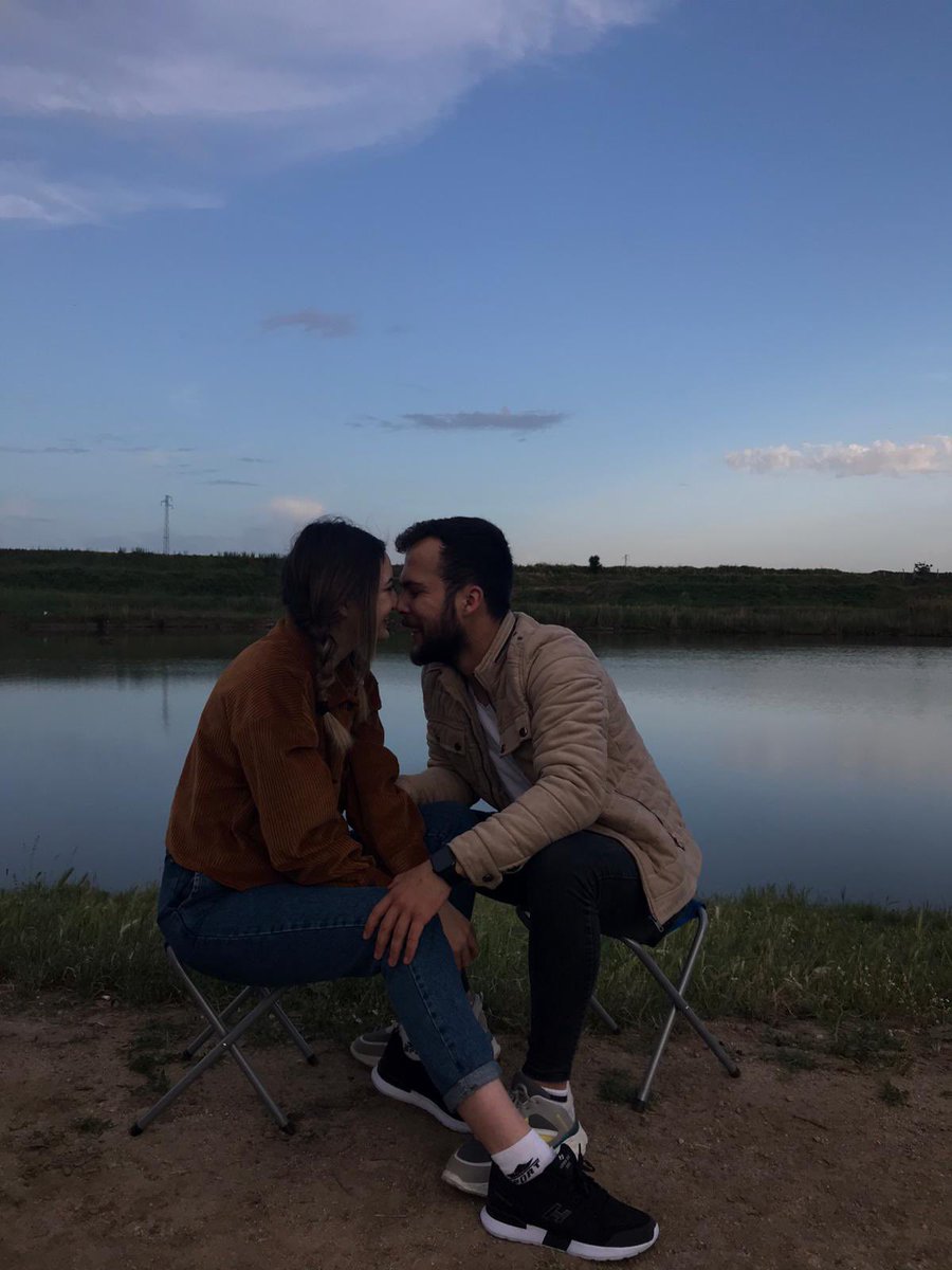 Bir bakışı var sevmem için binlerce neden var içinde 💙 <a href="/nurselinkskn/">Nurselin</a>
