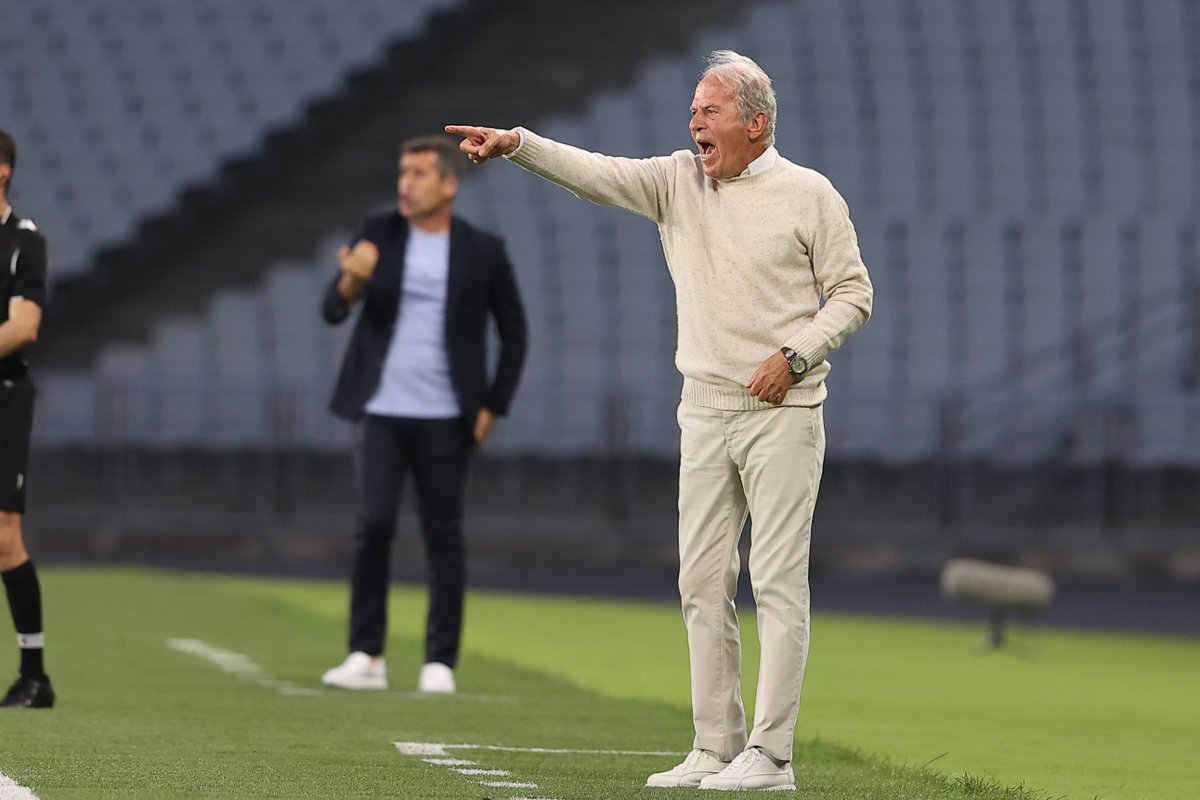 demarkesports's tweet photo. Büyük Mustafa, Büyük Altay'ını Süper Lig'e götürdü. https://t.co/SHuu1VNYvC