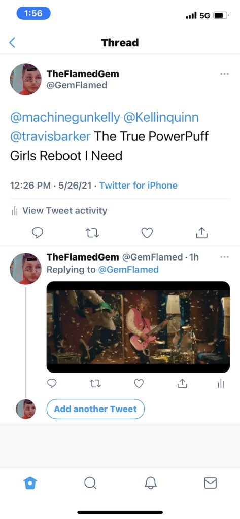 GemFlamed's tweet photo. @machinegunkelly @machinegunkelly 👀👀 I know seen this 😂 https://t.co/ccFa5YJGmQ