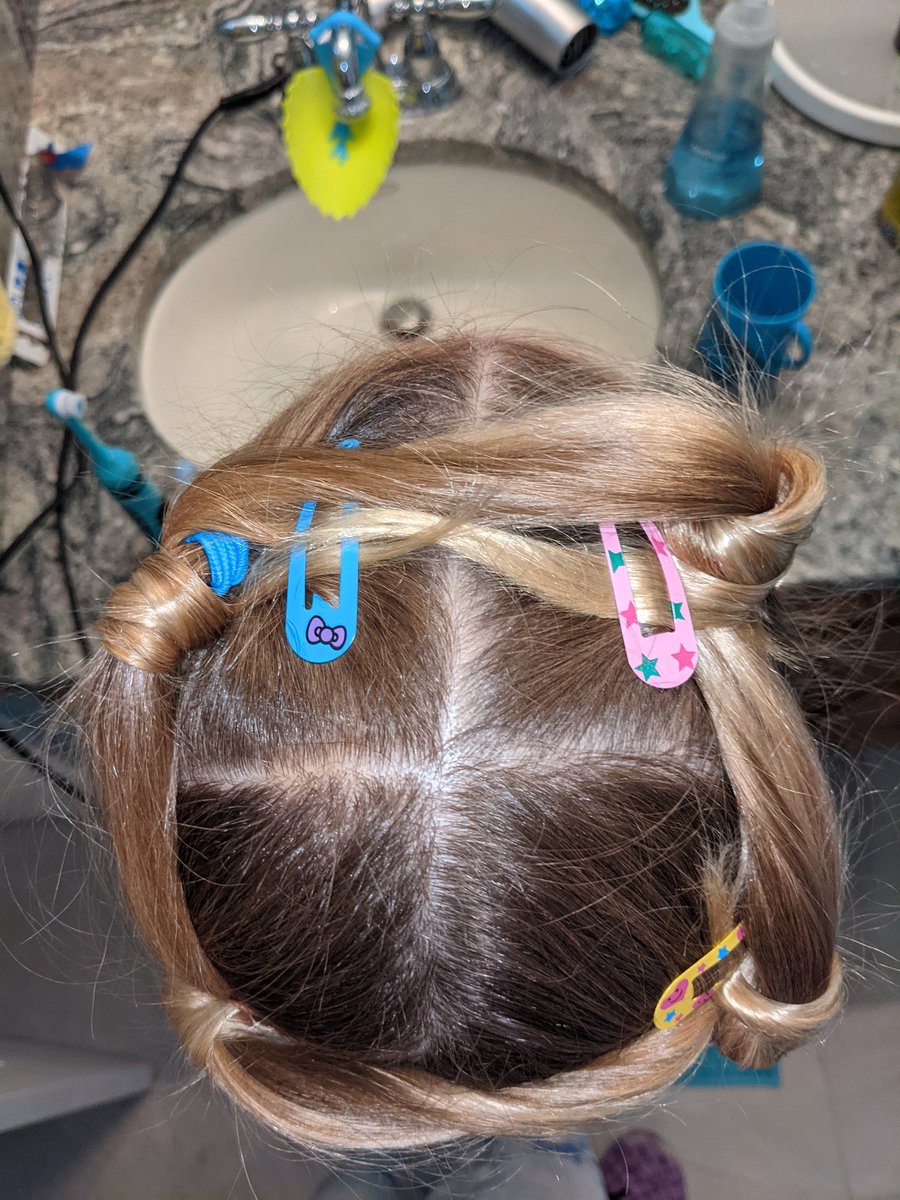 Mrs. Carpenter tweet media