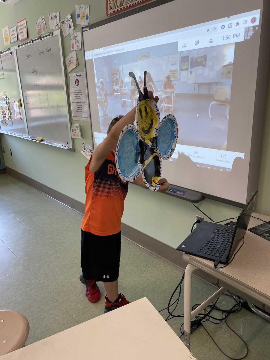 Christina Yager tweet media