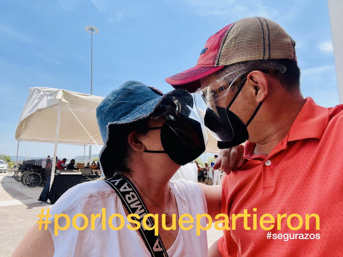 eburguete's tweet photo. @YuririaSierra Felicidad y Nostalgia al ponernos hoy la vacuna. #porlosdearriba #porlosquepartieron #pormexico https://t.co/uzFtTuCJ9S