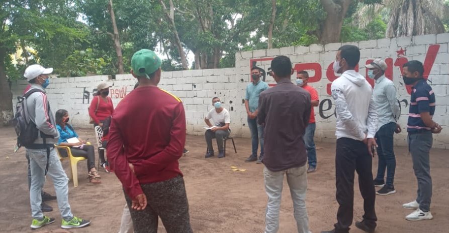 JPSUVCed's tweet image. #26May | 🇻🇪📢 Se realizó encuentro con el Estado Mayor de los Movimientos y Misiones Juveniles; y miembros de los Partidos del GPP para realizar la captación para el inicio del registro electoral del CNE rumbo a las elecciones del #21Nov.

#DiálogoPorLaPatria

📲 @JPSUVCed