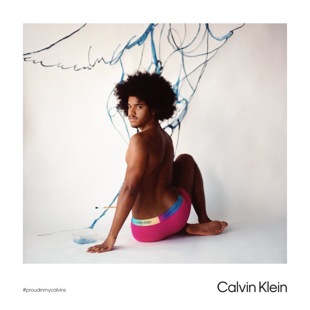 LaIslaMerida's tweet photo. 🌈 ¡Descubre la colección Pride 2021! Ya disponible en tiendas #ProudInMyCalvins #CalvinKlein https://t.co/MYt9UUvswT