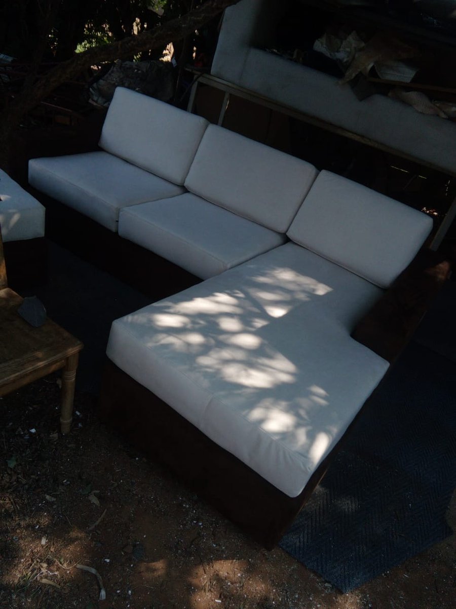 cadgarageza's tweet photo. Variety is the spice of life. We have expanded our Upholstery/Interior service offering. If you need a couch, seats, sofa, chairs, wing backs or anything else. Contact us. 061 408 1652.
#johnmaputla #djdimples #Sundowns #pogba #conte https://t.co/oin0HWsmpT