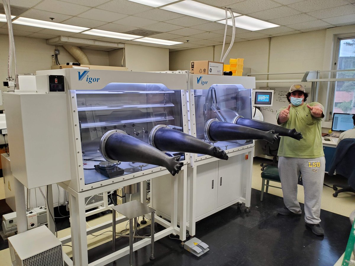 SearlesGroupUFL (@searlesgroupufl) on Twitter photo Our gloveboxes have undergo a long journey over the past year. But they are now up and running in their new home at UF! Thanks to <a href="/vigortechusa/">Vigor Tech USA</a> for their assistance in getting everything set up. Our gloveboxes have undergo a long journey over the past year. But they are now up and running in their new home at UF! Thanks to <a href="/vigortechusa/">Vigor Tech USA</a> for their assistance in getting everything set up.