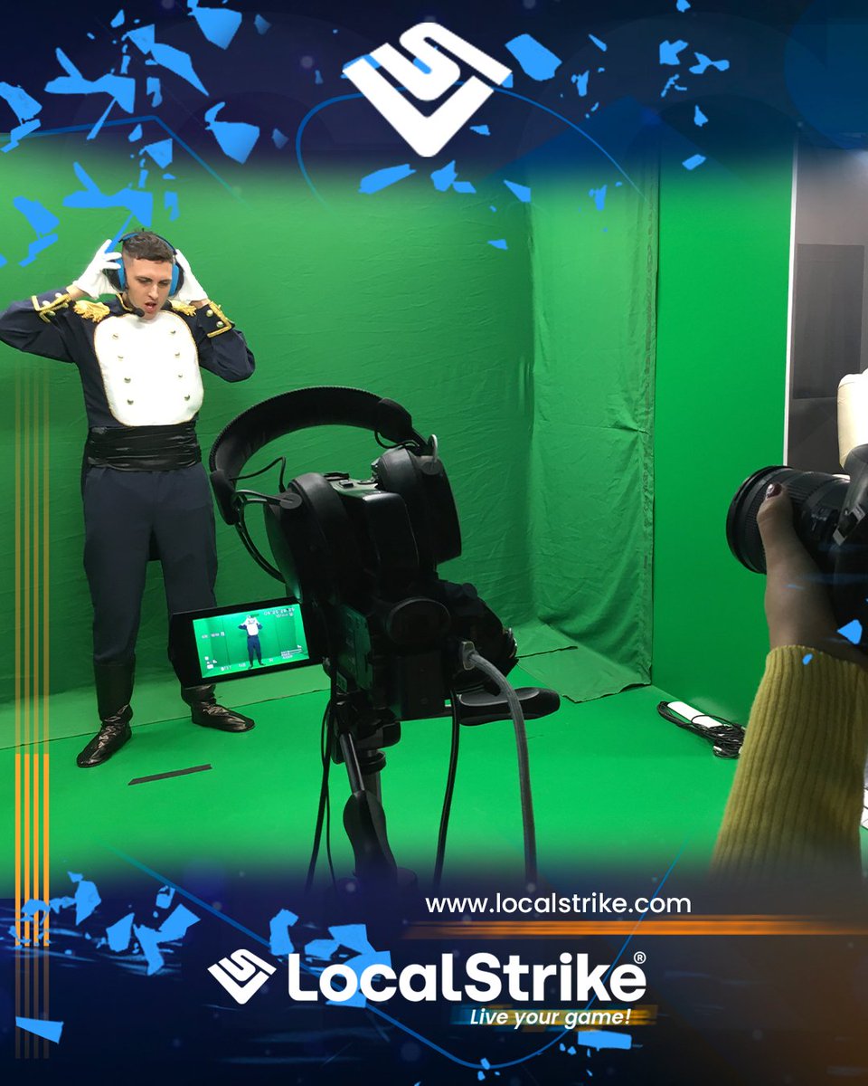 localstrike's tweet photo. @Juakoooo como Saavedra, @luchiquinteross como Dama Antigüa, @FrankkasterX como Berutti, Carrera como French y @twitchmorocho como un Anfitrión amigable, de época. Todo esto y más lo encontrás en estas capturas del backstage 😃
#LocalStrike #LiveYourGame https://t.co/kyaWGN0eHS