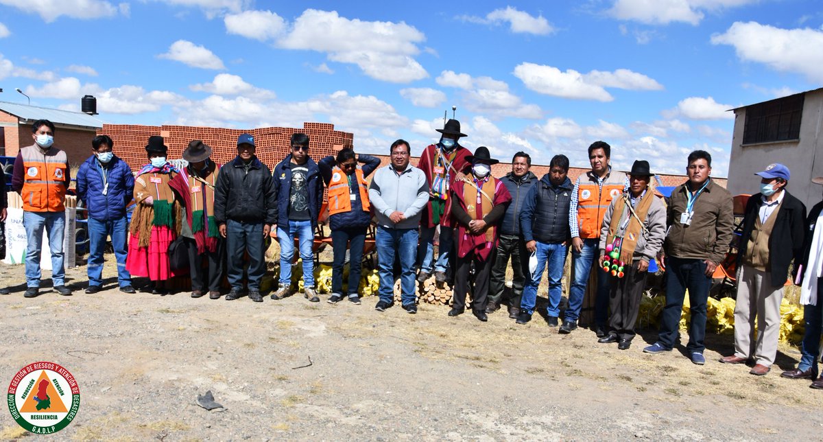 dgrad_lapaz's tweet photo. 📷 ➡️ Gestión de Riesgos y Atención de Desastres (DGRAD), de la Gobernación de La Paz, envió herramientas de trabajo consistente en picotas, palas, carretillas, chapas armicas, gaviones y vitoallas, a familias damnificadas por desatres naturales de  Yaco, Papel Pampa y Viacha. https://t.co/RQE0zqmte3