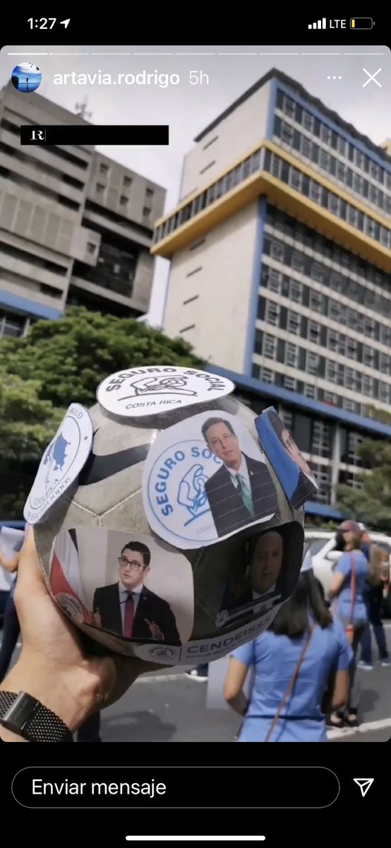 Mi hijo es Internado y él y muchos de sus compañeros necesitan que los tomen en cuenta con las vacunas. Son muchachos que se exponen en los hospitales, Urgentemente requieren estar vacunados como los demás en los Hospitales <a href="/daniel_sg21/">danielsalasofficial.</a> <a href="/CCSSdeCostaRica/">CCSSdeCostaRica</a> <a href="/CarlosAlvQ/">Carlos Alvarado Quesada</a>