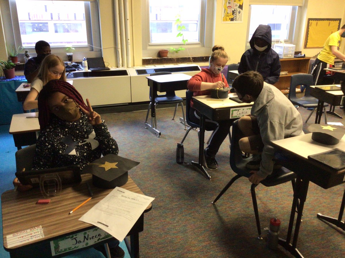 Ss decorated their graduation hats custom made by one S’s grandma. They were super excited! <a href="/Benton_STEM/">Benton Elementary</a> #Graduation #Creativity