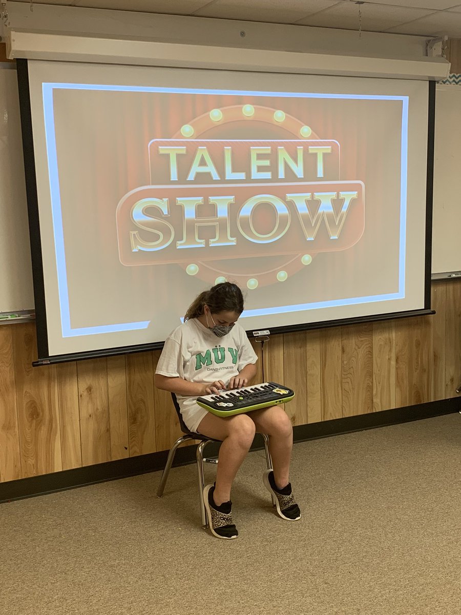 MrsBryant4th's tweet photo. Ended our year with an amazing class talent show!Everything from boy bands,makeup artists, dancing, playing the keyboard,to me showing off my basketball dribbling skills by demonstrating the spider! 💁🏻‍♀️ So many smiles and laughs that were good for the soul! #ParksideStrong #1LISD https://t.co/QJ1yiE3pz0