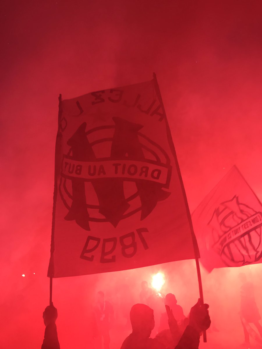 Fabien_1899's tweet photo. #26mai1993 #pyroparty https://t.co/tvVGLkkN7M